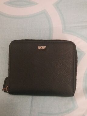 DKNY Black Zip-Around Saffiano Wallet with Gold Logo